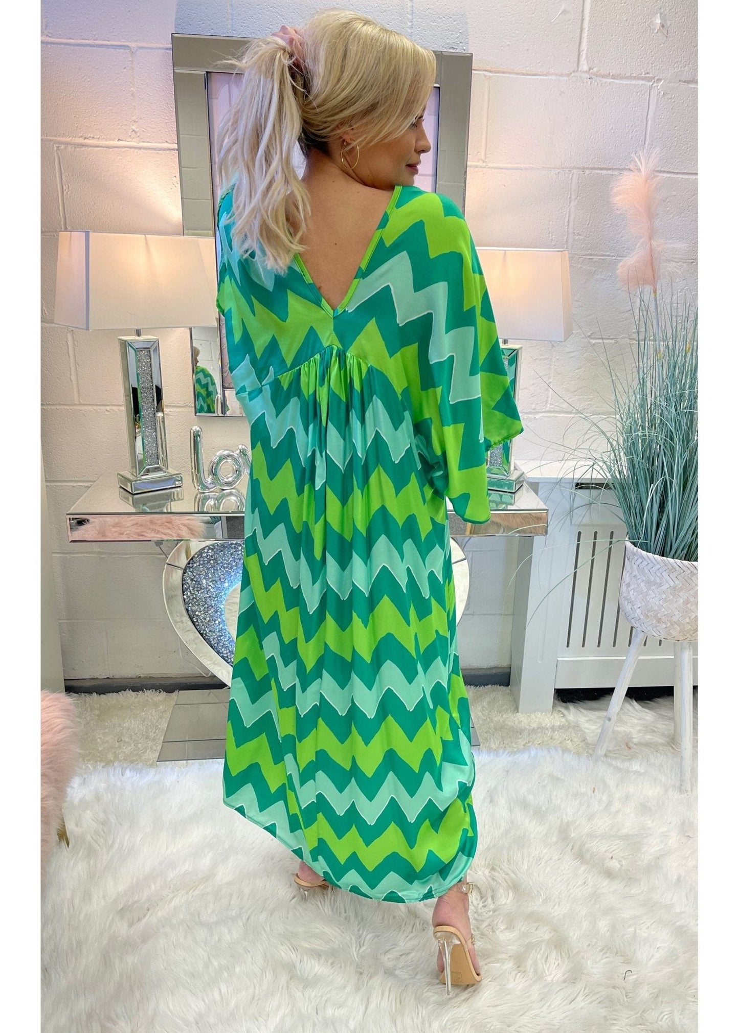 Abito Maxi Kimono Effetto Raso Stampa Zig Zag - Regina Store By Centparadise