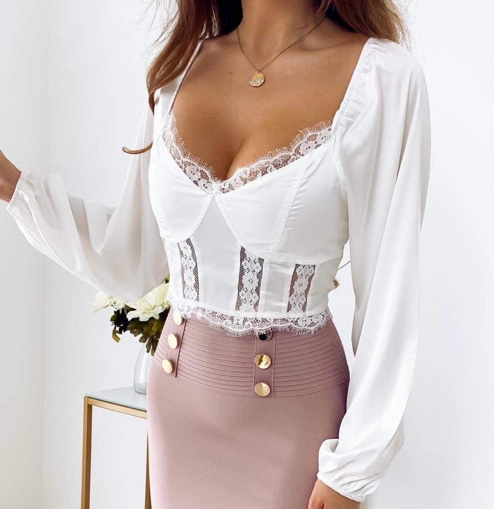 https://reginastore.net/collections/ultimi-arrivi/products/satinlace-bliss-top-corto-a-maniche-baloon
